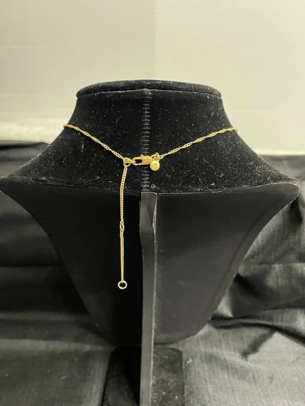 Madewell Gold Tone Medallion Pendant Necklace - Picture 2 of 5